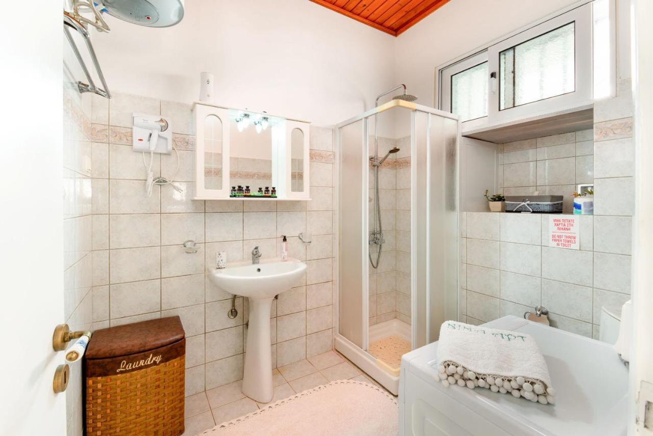Nina Apartment Гайос Екстериор снимка